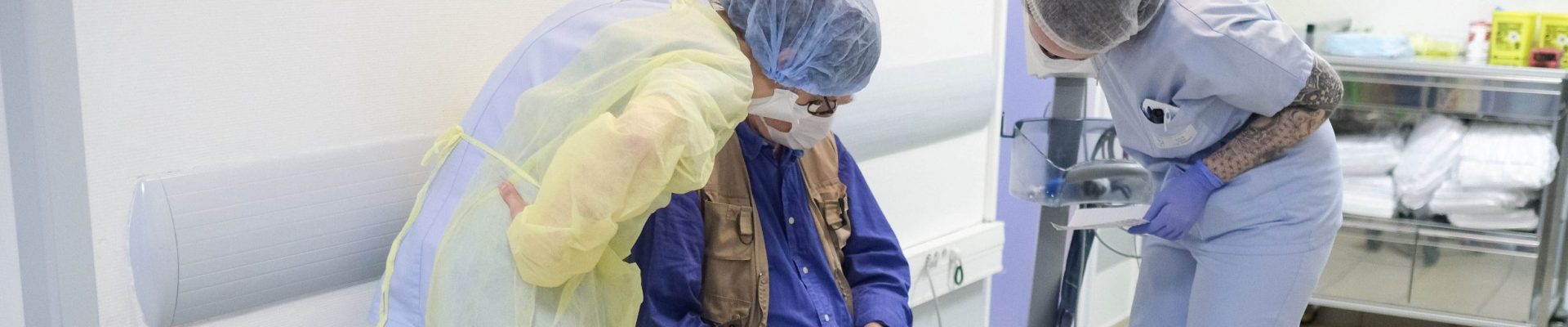 36 h en immersion a l'Hopital Sainte Camille de Bry sur Marne - Lors de l'arrivée aux Urgences , les patients sont repartis dans les services dediés lors d'un premier diagnostique